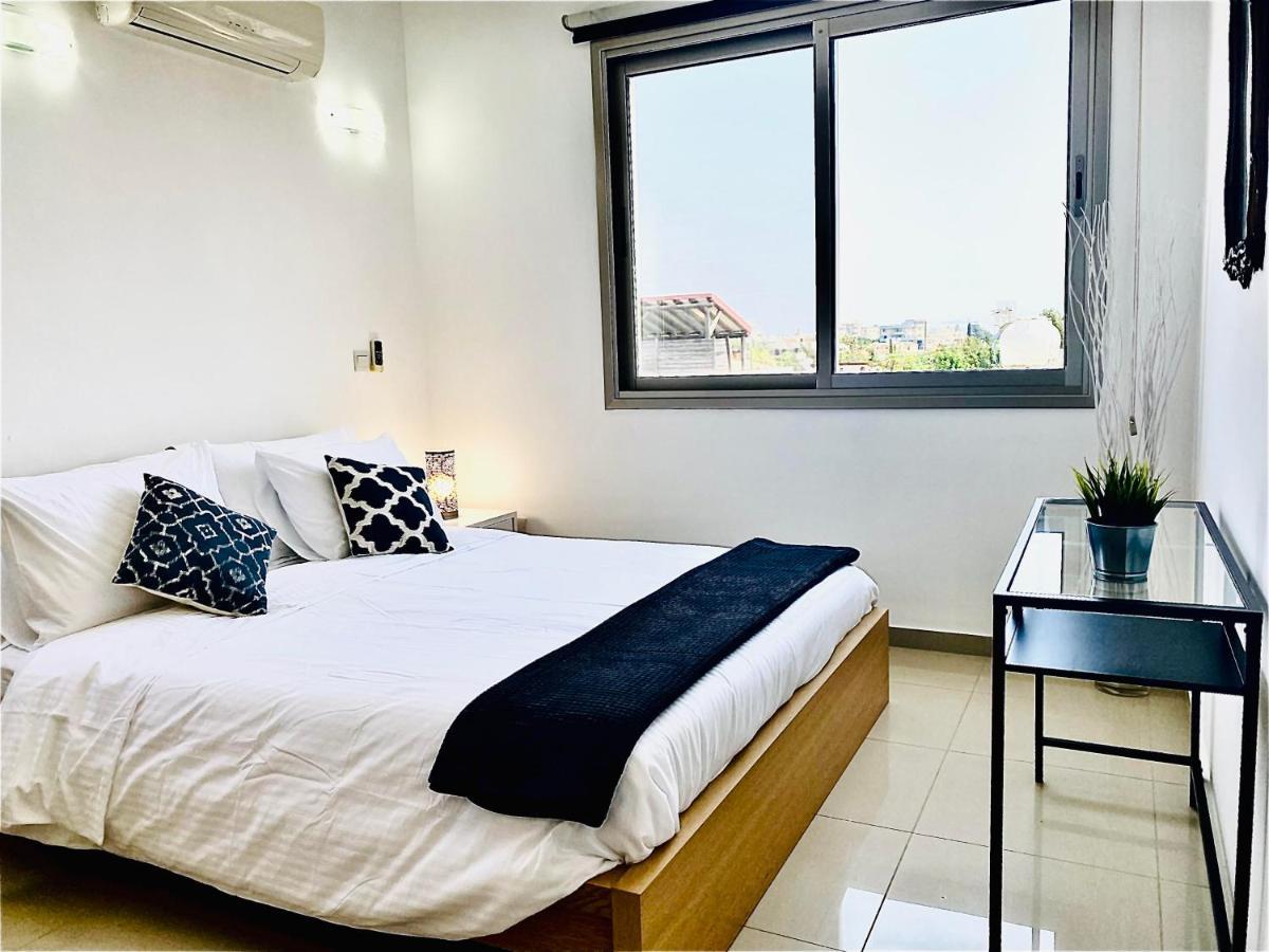 דירות לרנקה The Penthouse 401 מראה חיצוני תמונה